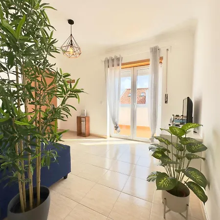 Ocean Penthouse דירה *